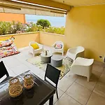 アパート Moderne A De 45 M² Avec Terrasse Vue